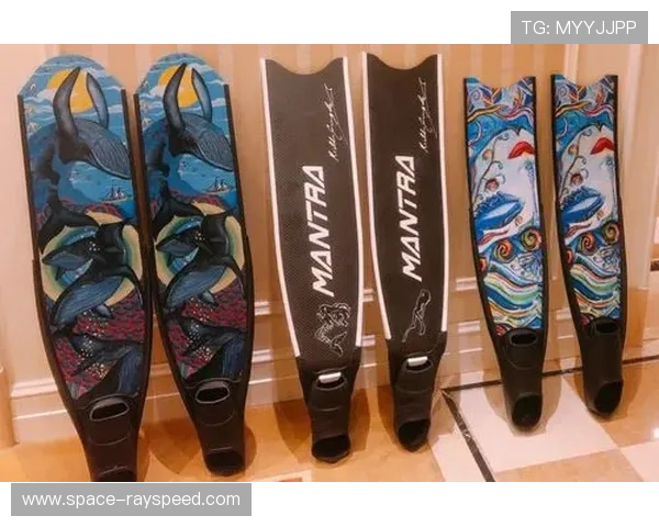 野深杯冠军获碳纤维脚蹼助力成绩飞跃展现科技装备新优势 野深杯冠军获碳纤维脚蹼助力成绩飞跃展现科技装备新优势